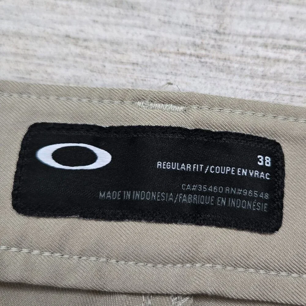 Oakley Regular Fit Khaki Shorts Men O Logo Preppy Flat Front Spell Out‎ 38